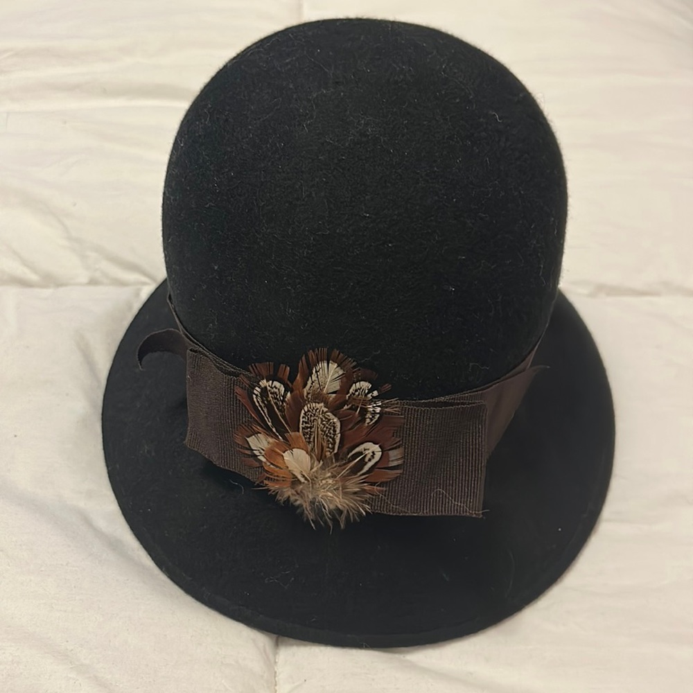 August Felt Cloche Hat Feather Ribbon